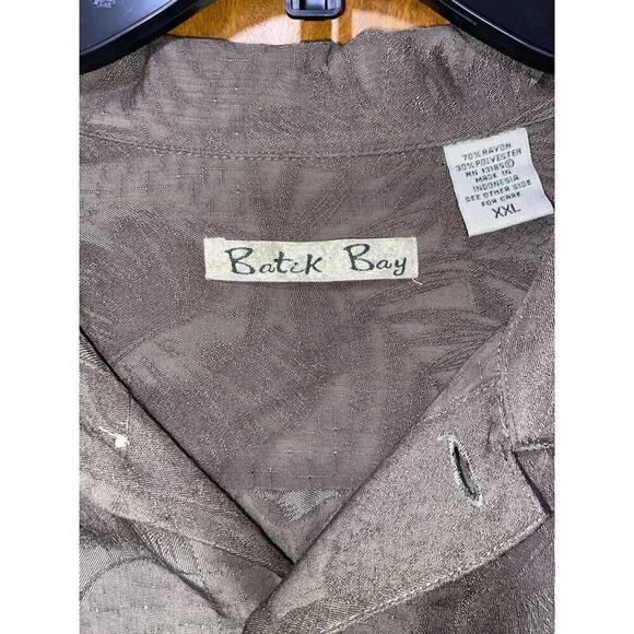 Vintage Batik green casual button down shirt. Size XXL - Picture 3 of 6